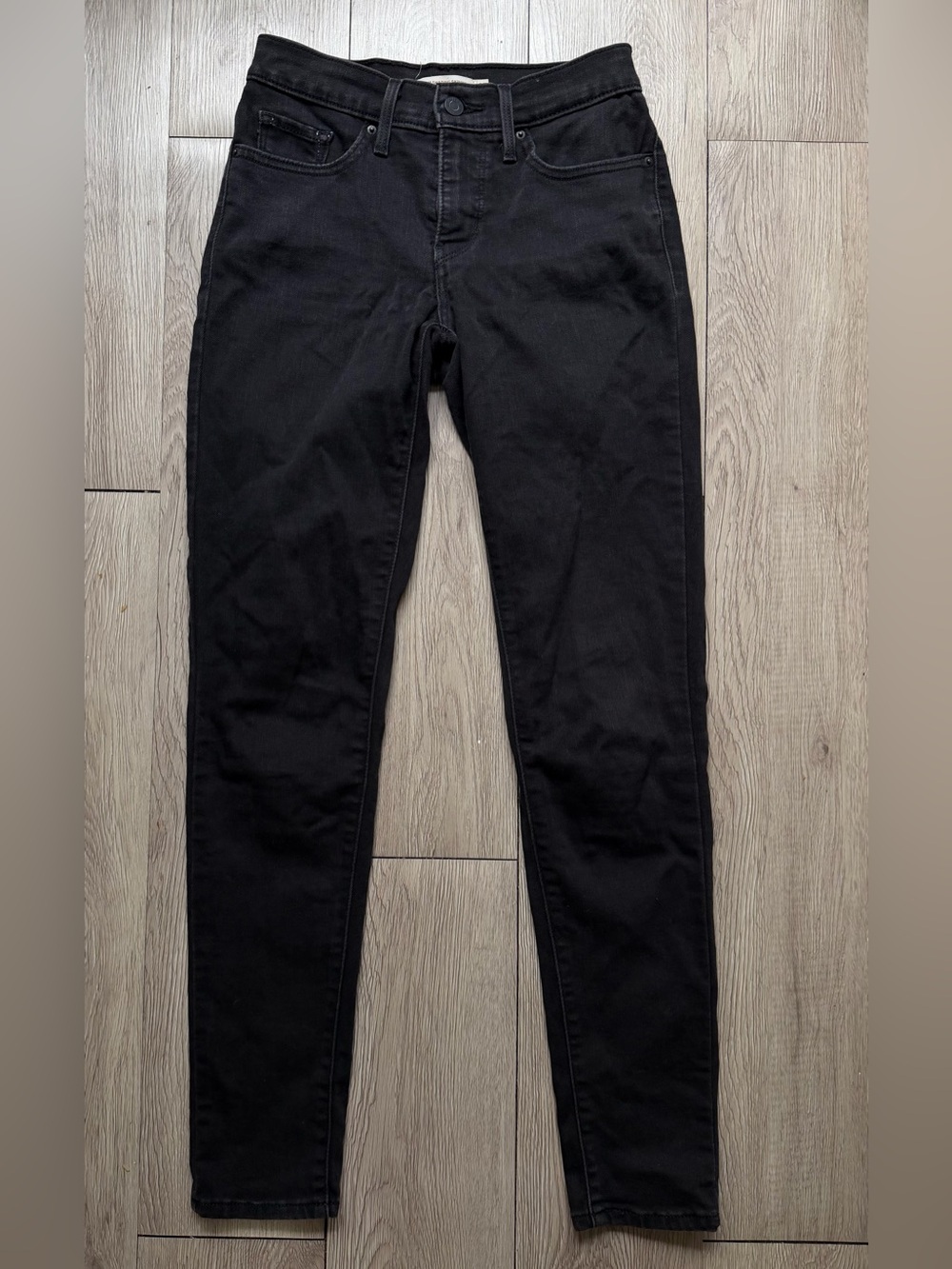 Levi’s 311 shaping skinny black jeans 25